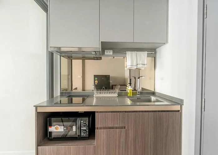 1br - Pool, Gym, Rooftop, Bts, Coworking Space - 10 Min Nana Plaza - - New Building - 24 7 Security *
