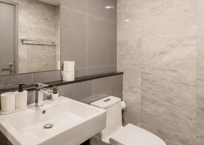 1br - Pool, Gym, Rooftop, Bts, Coworking Space - 10 Min Nana Plaza - - New Building - 24 7 Security Apartment Bangkok