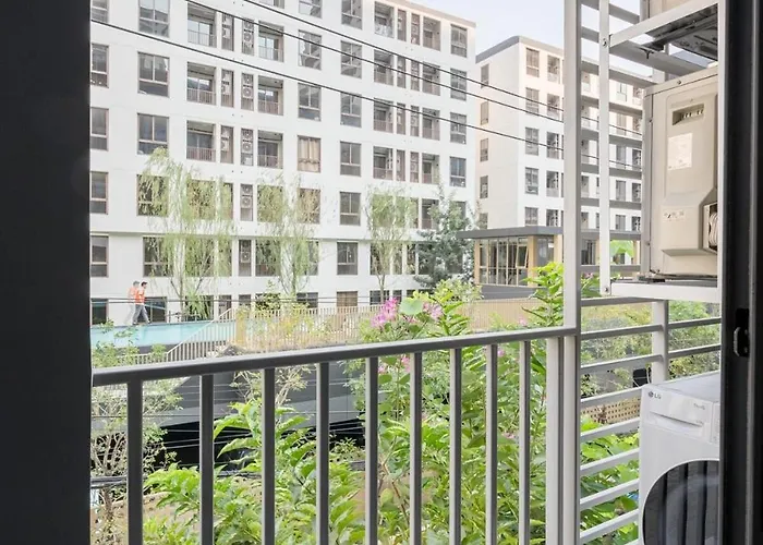 1br - Pool, Gym, Rooftop, Bts, Coworking Space - 10 Min Nana Plaza - - New Building - 24 7 Security