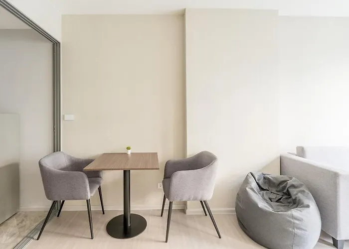1br - Pool, Gym, Rooftop, Bts, Coworking Space - 10 Min Nana Plaza - - New Building - 24 7 Security Apartment Bangkok