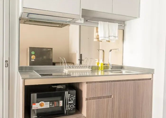 1br - Pool, Gym, Rooftop, Bts, Coworking Space - 10 Min Nana Plaza - - New Building - 24 7 Security Apartment *